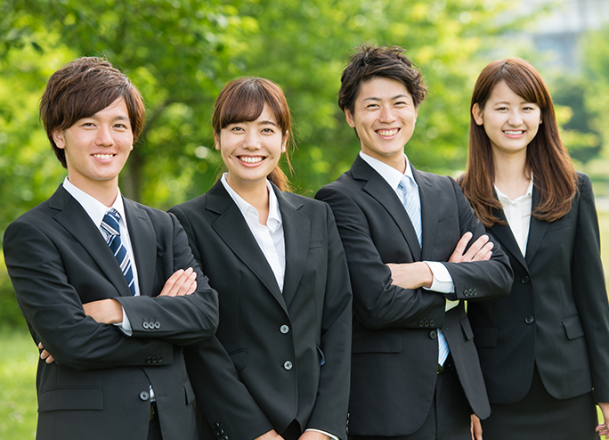 誰もが笑顔になる、日本を代表する雇用創造企業を目指します